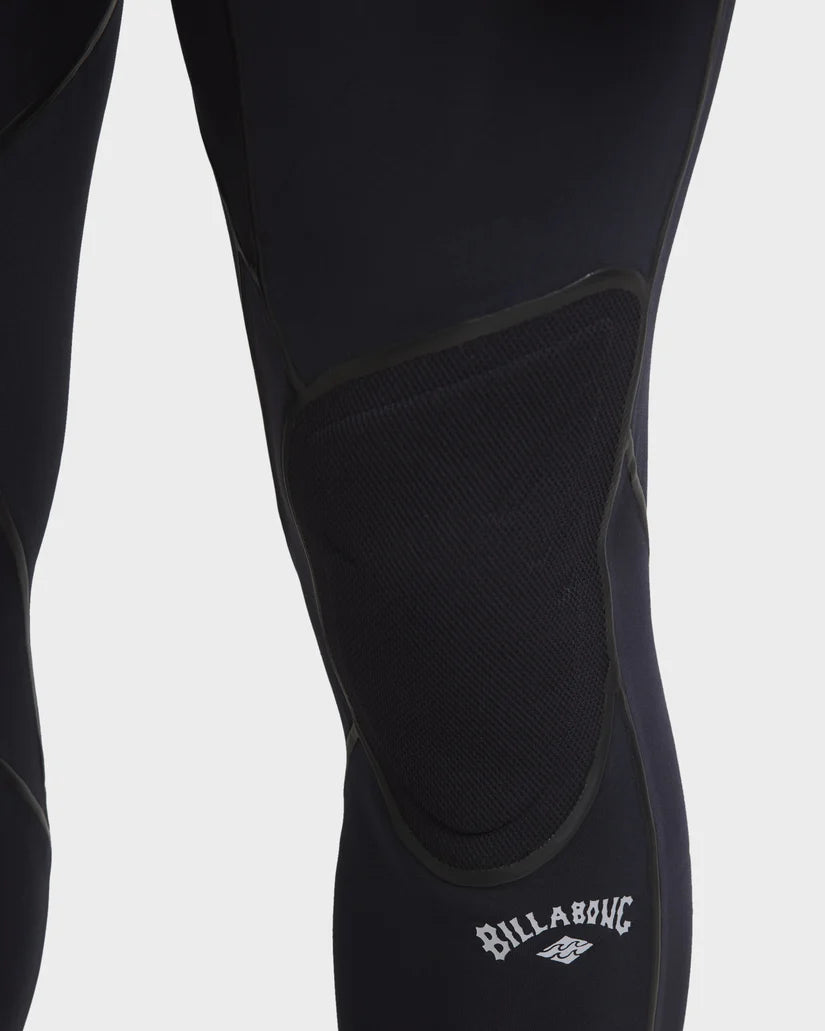 Mens 4/3mm Revolution Pro Chest Zip Steamer Wetsuit - Black