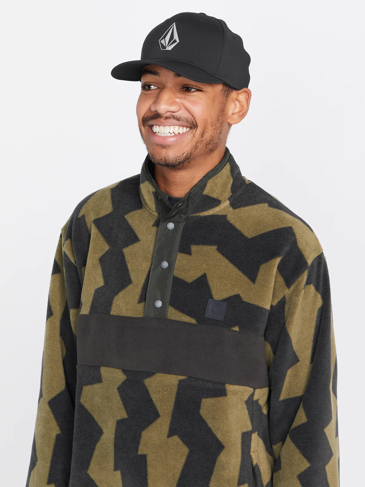 STONE TECH FLEXFIT DELTA HAT - BLACK