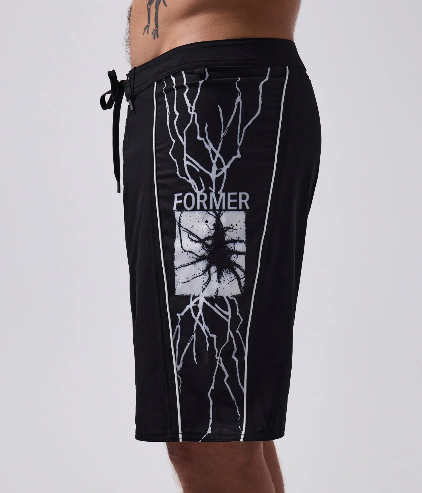 VOID SCRAWL 20' TRUNK - BLACK