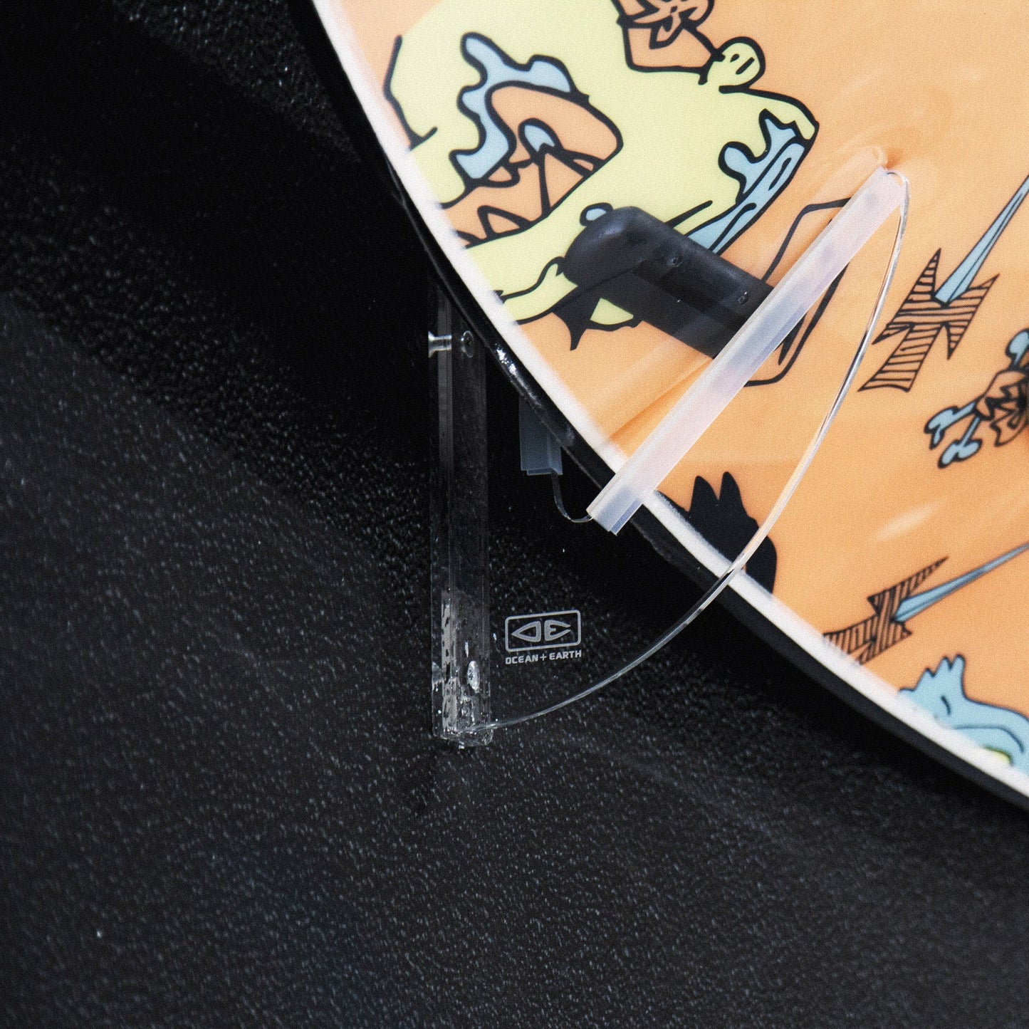 Invisible Wall Display Rack - Horizontal