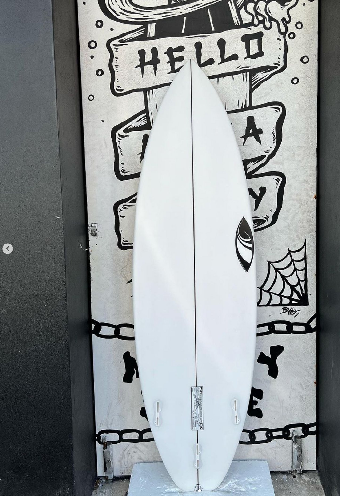 USED - 5'11 INFERNO 72 - 29.2L
