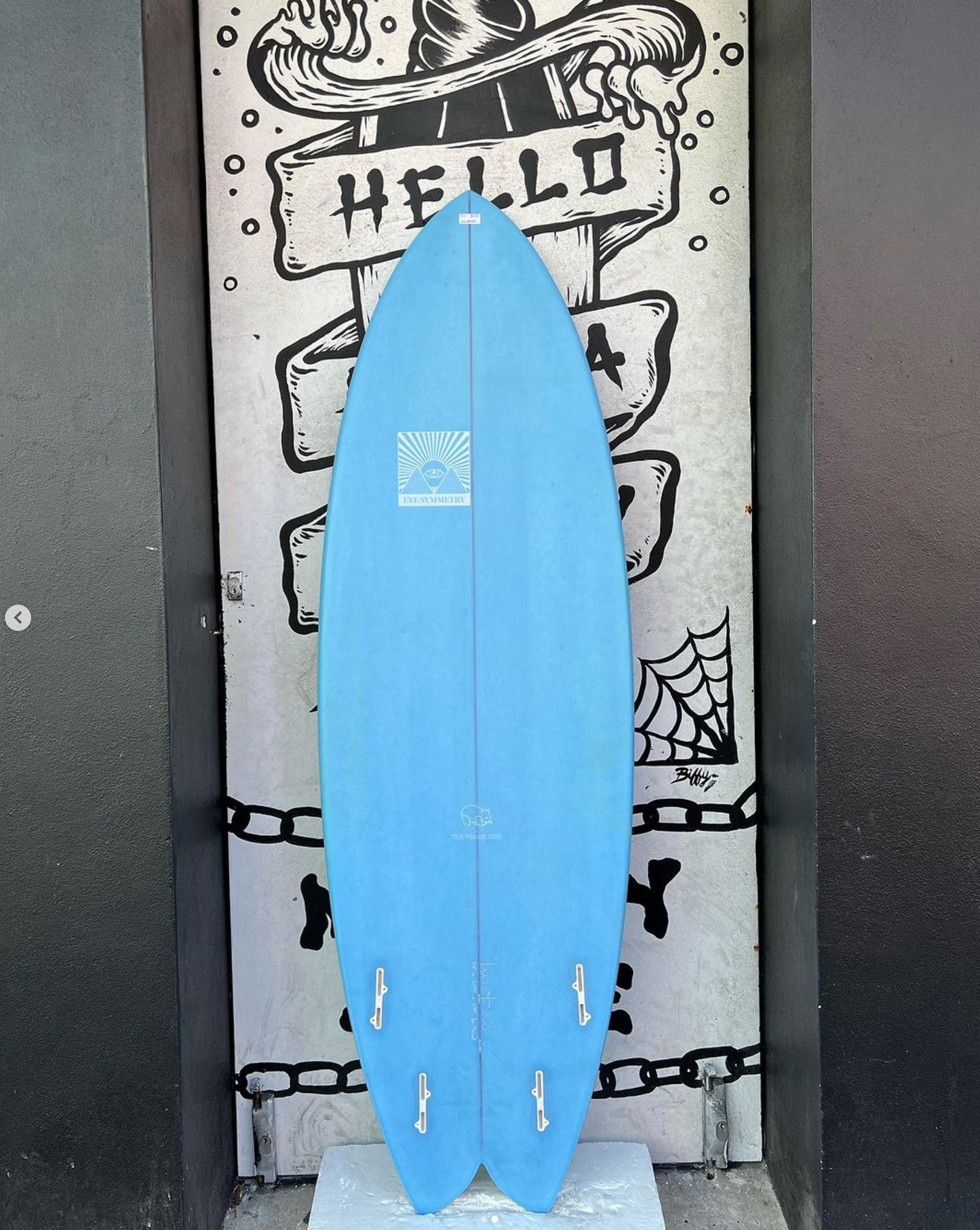 USED - 5'11 WOMBI FISH (36.5L)