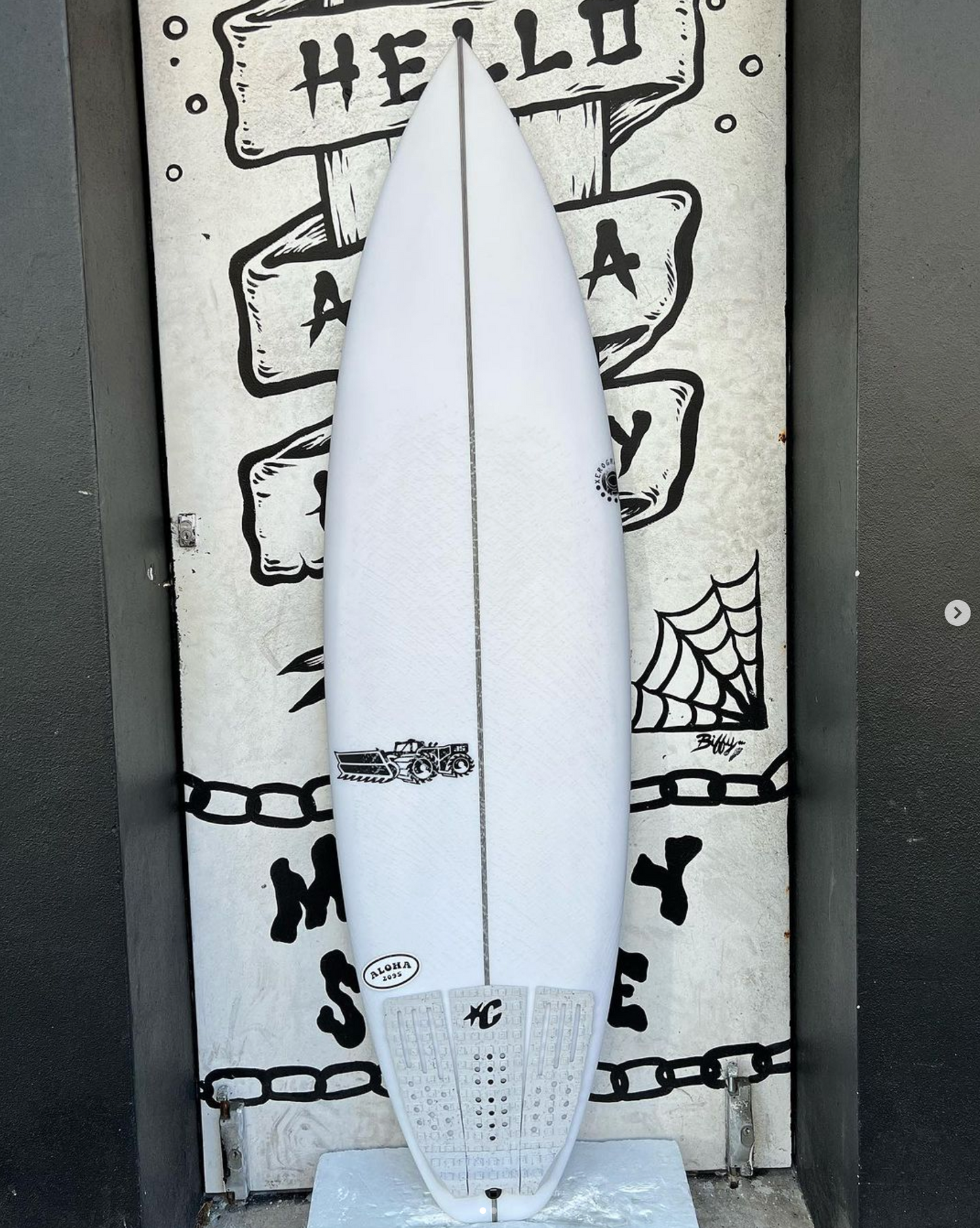 USED - 5'11 XERO GRAVITY (29L)