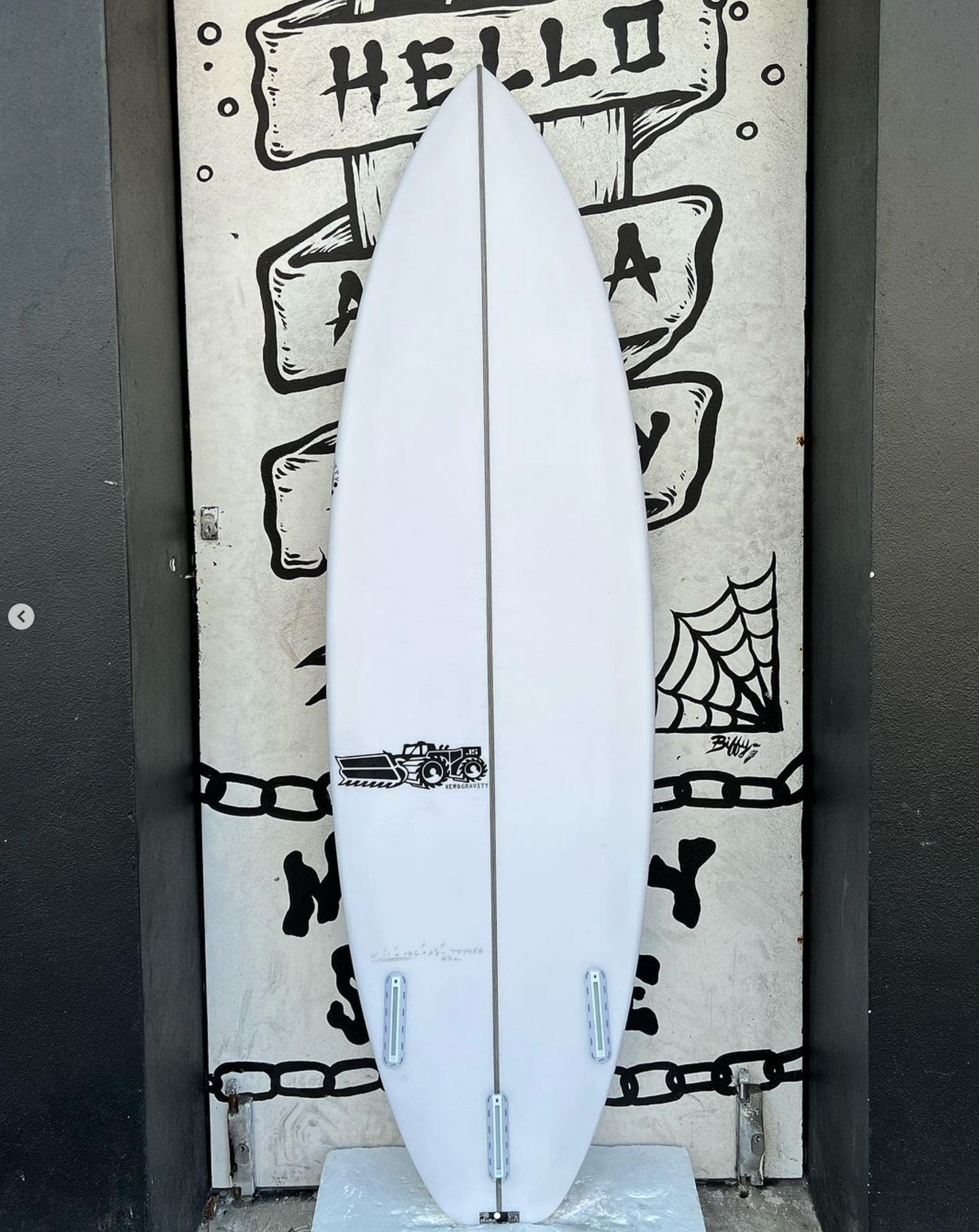 USED - 5'11 XERO GRAVITY (29L)