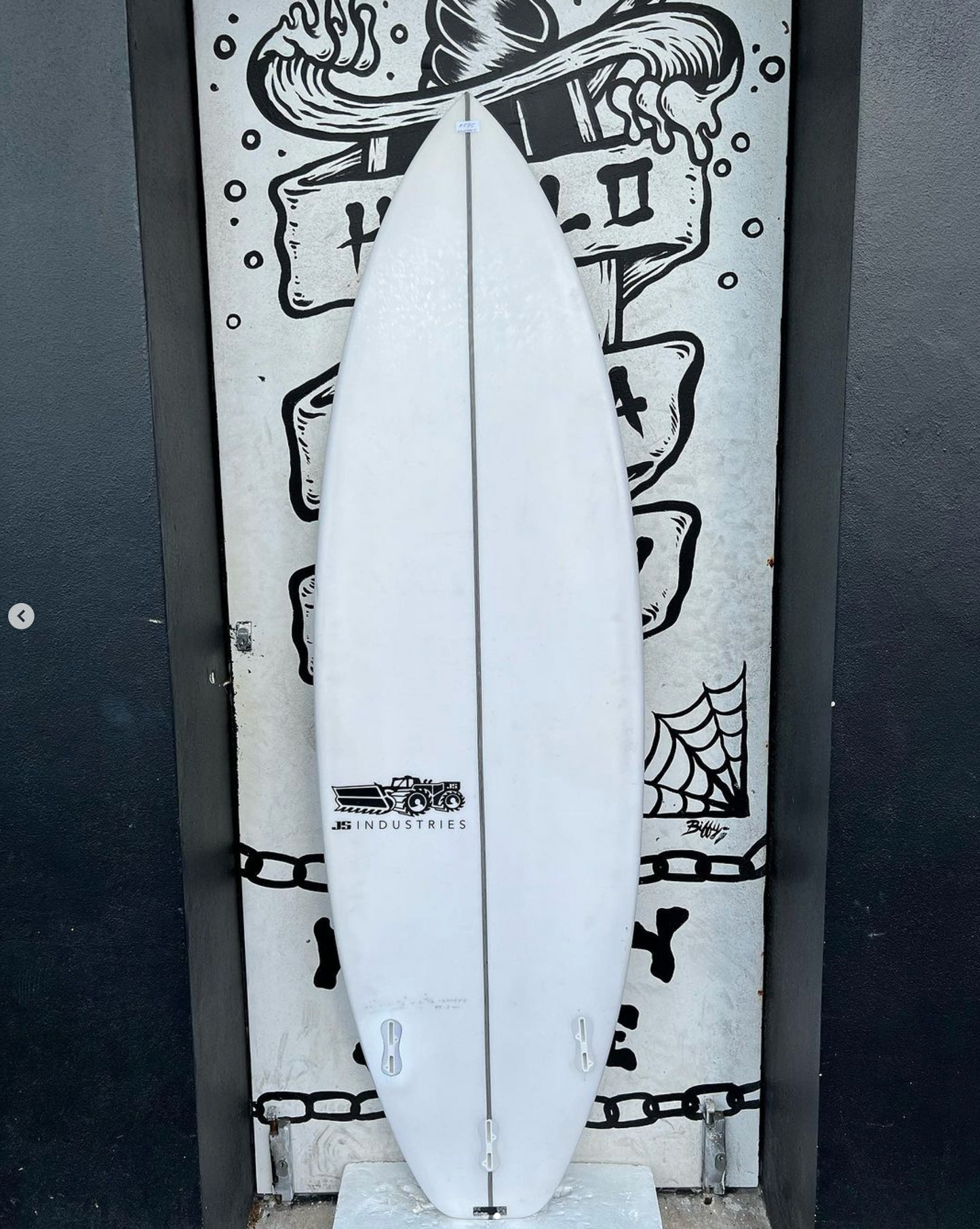 USED - 6'6 XERO (45.3L)