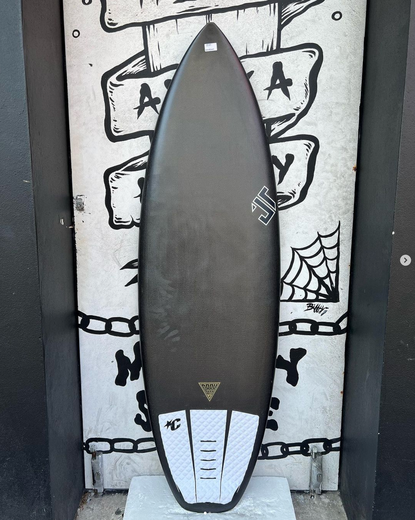 USED - JT DAD BOD DARK ARTS (31L)