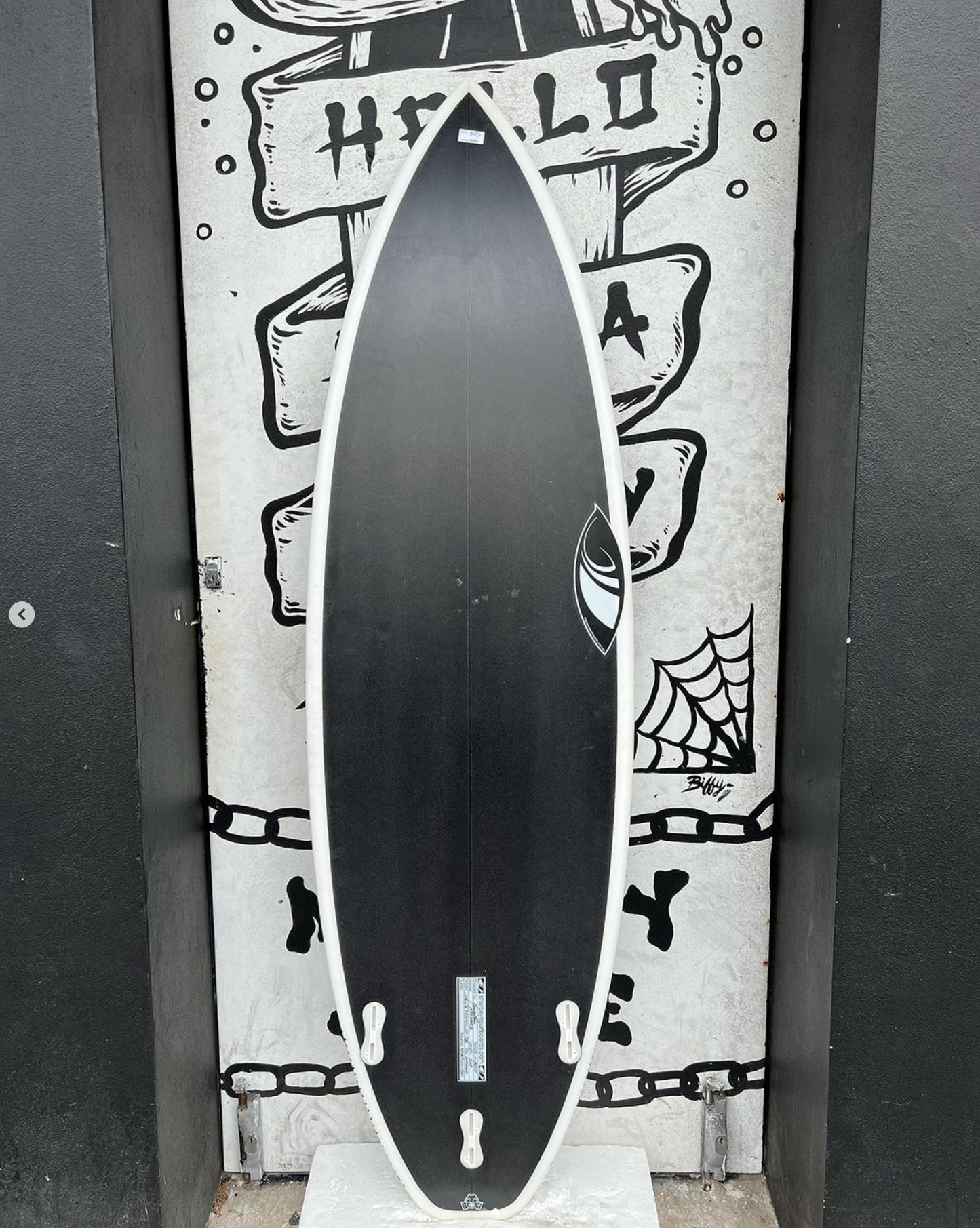 USED - 6'2 INFERNO 72 (33.4L)