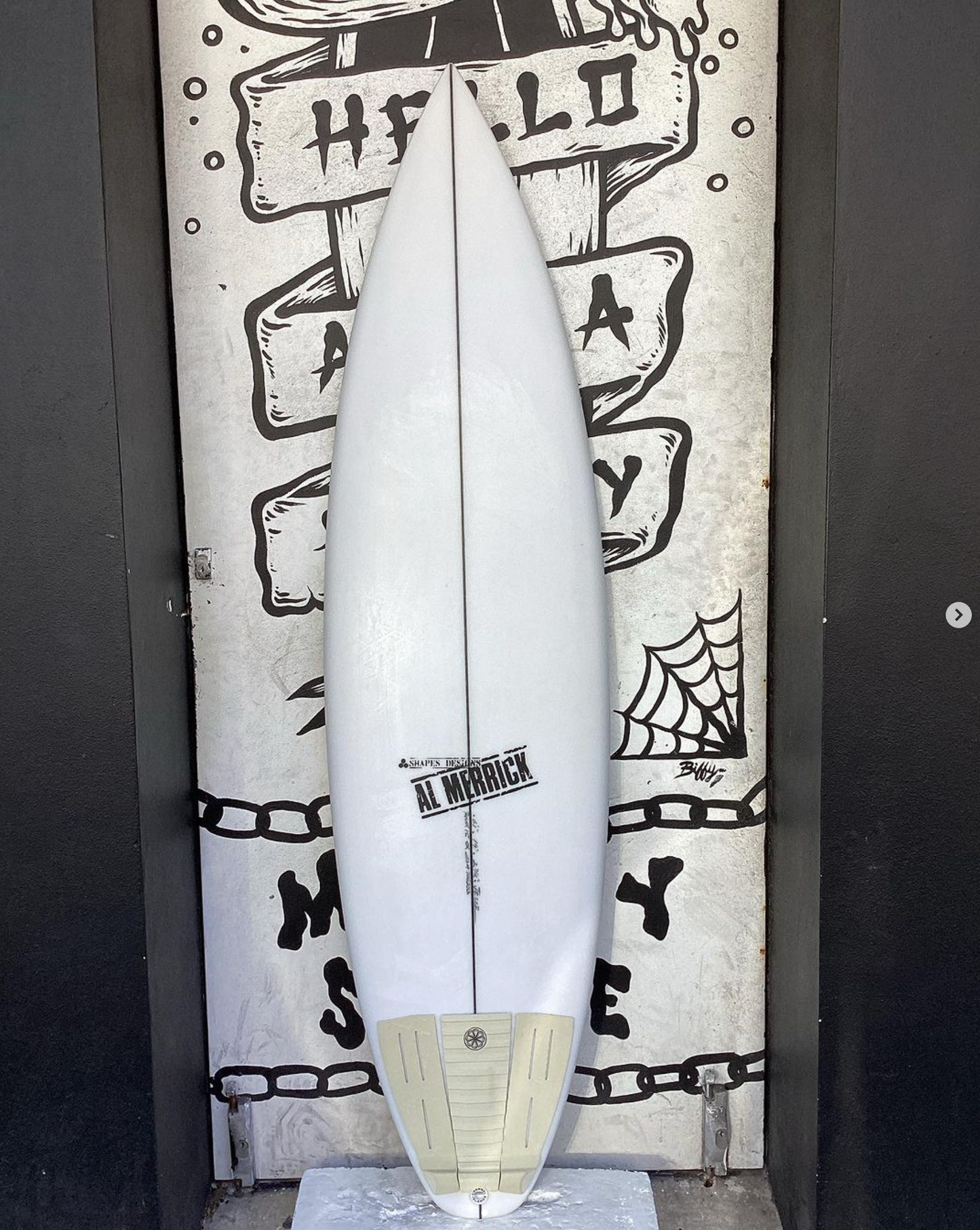 USED - 6'1 ROOKIE 15 (30L)