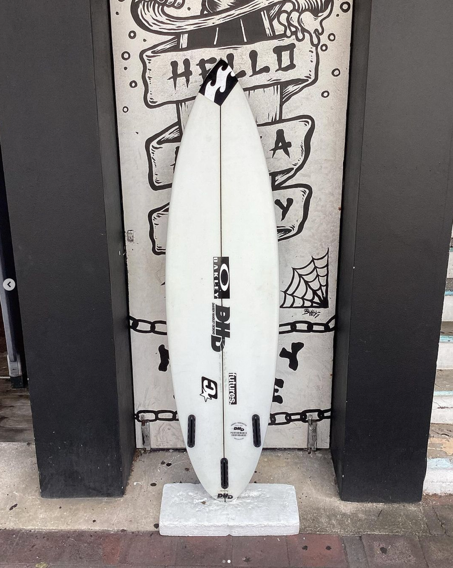 USED - 6'4 DUCKS NUTS (29L) EX ETHAN EWING