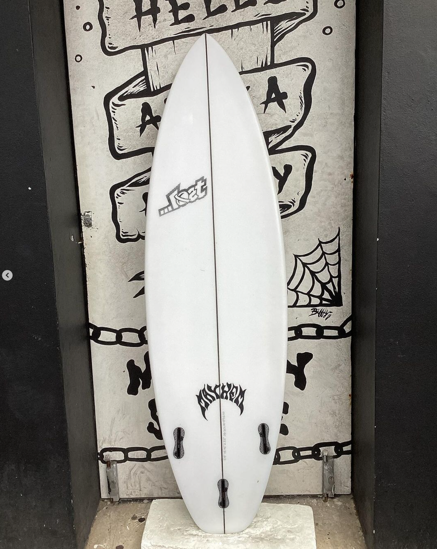 USED - 5'8 LOST 3.0 STUB DRIVER
