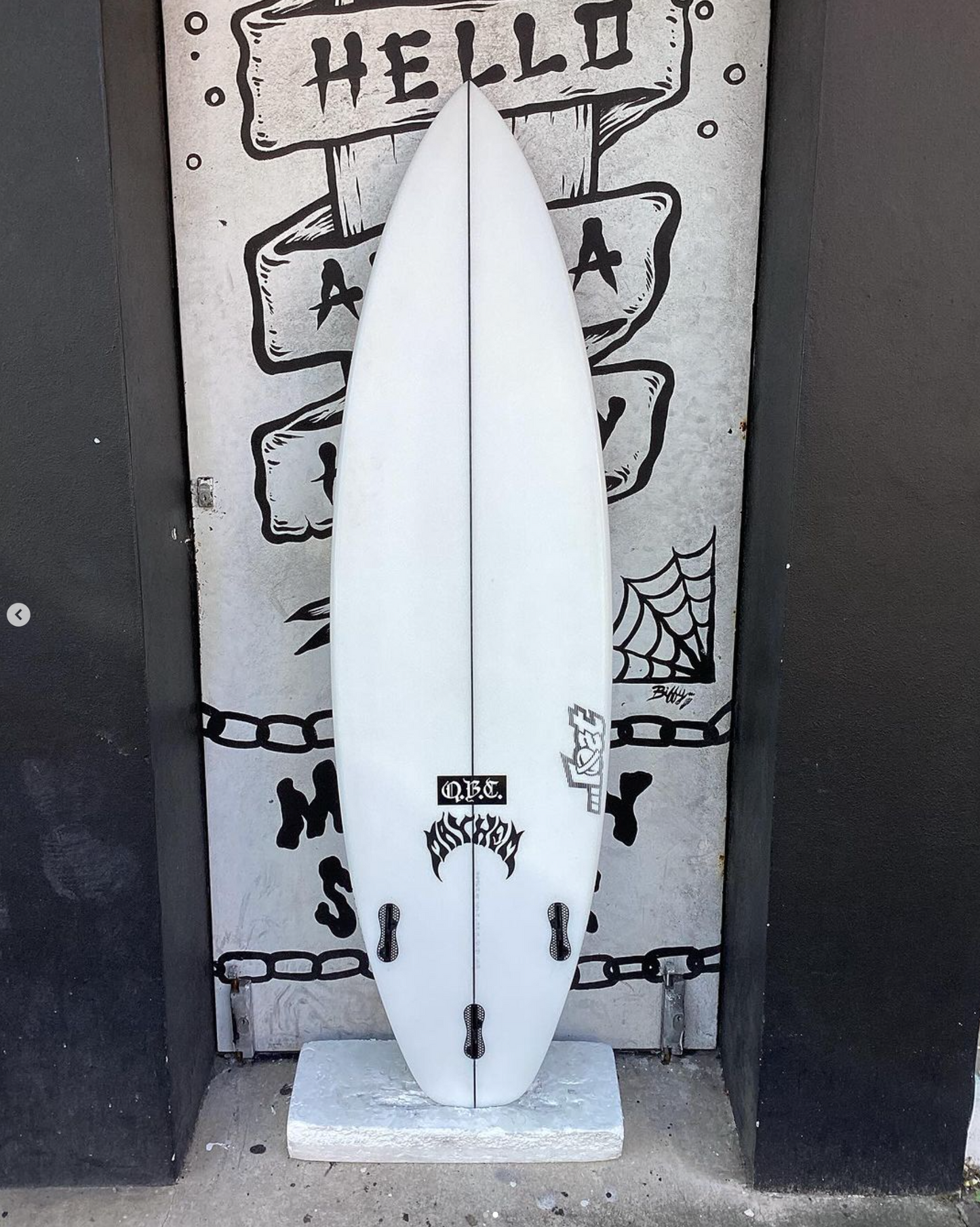 USED - 5'10 BEACH BUGGY 2 (27L)