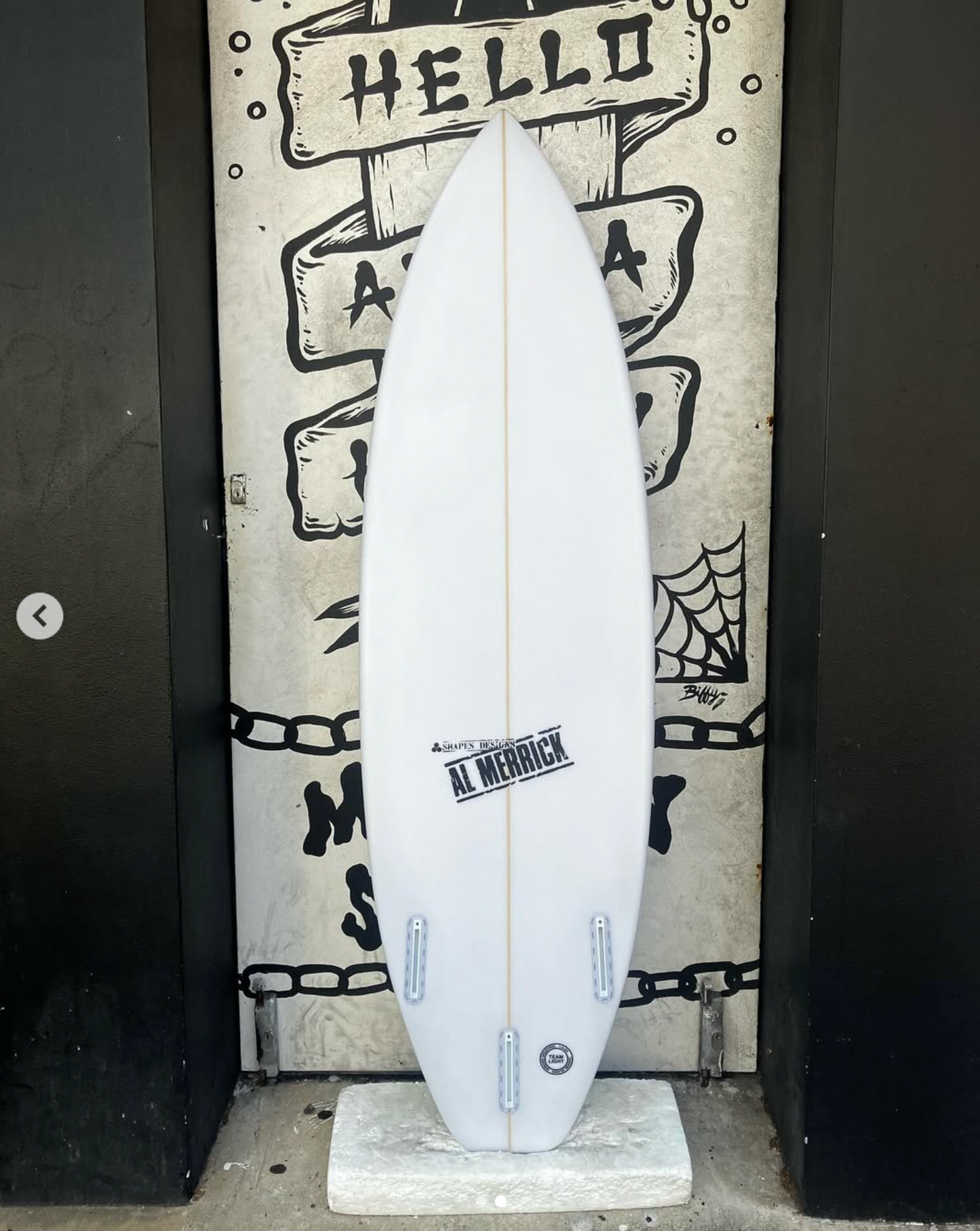 USED - 5'10 OG FLYER (30.2L)