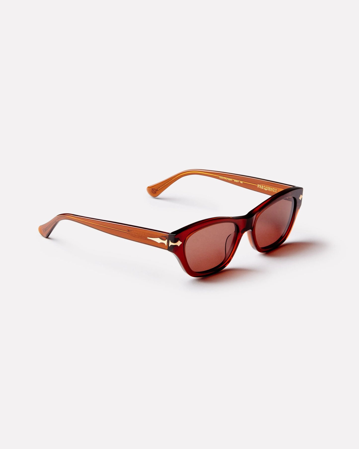 FREQUENCY - MAPLE POLISHED/BROWN