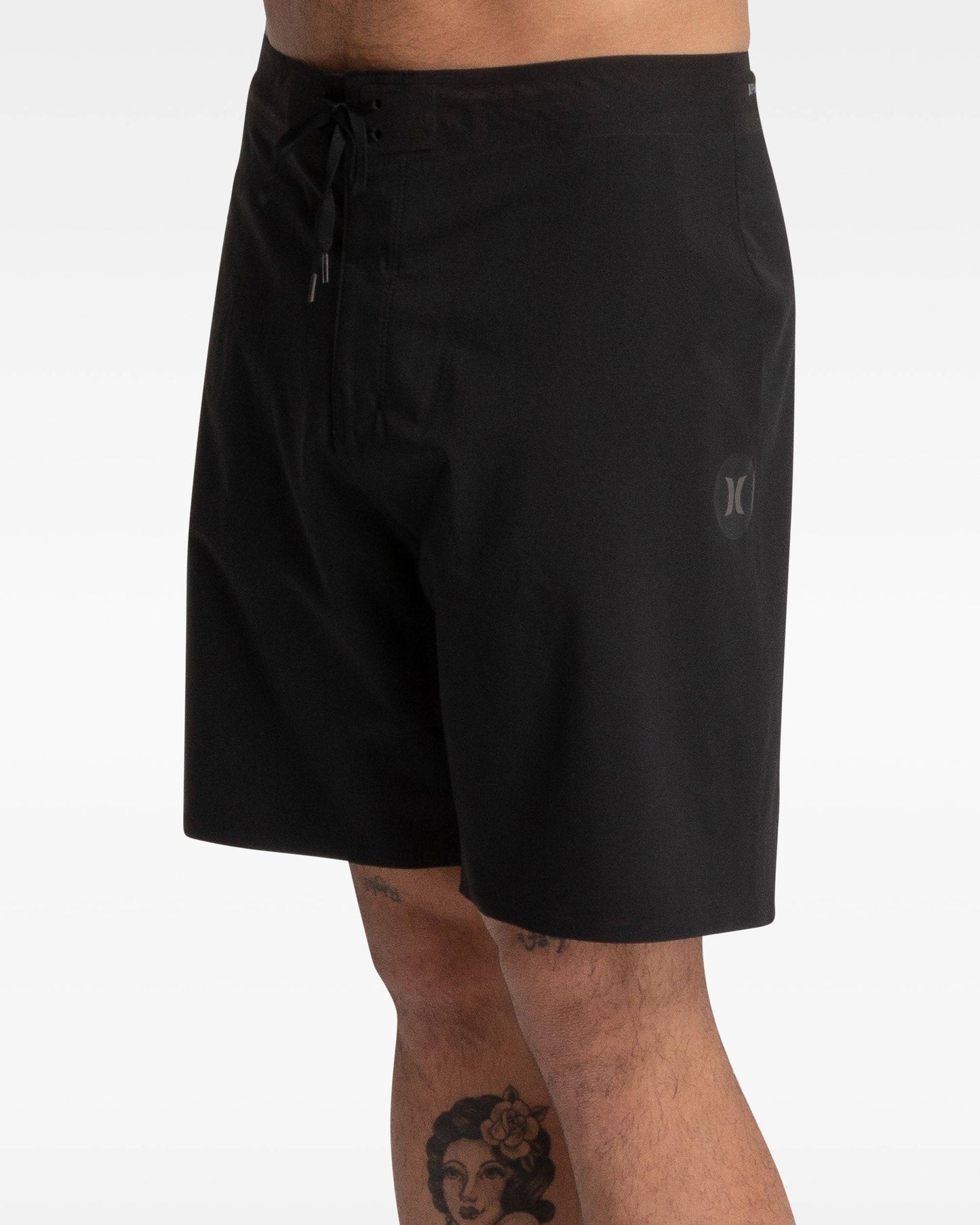 PHANTOM ALPHA BOARDSHORT - BLACK