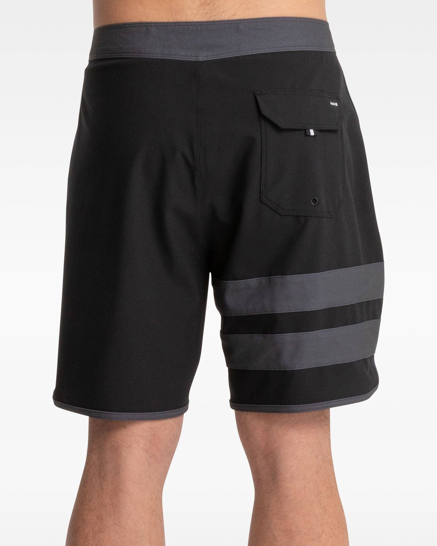 PHANTOM BLOCK PARTY BOARDSHORT - BLACK