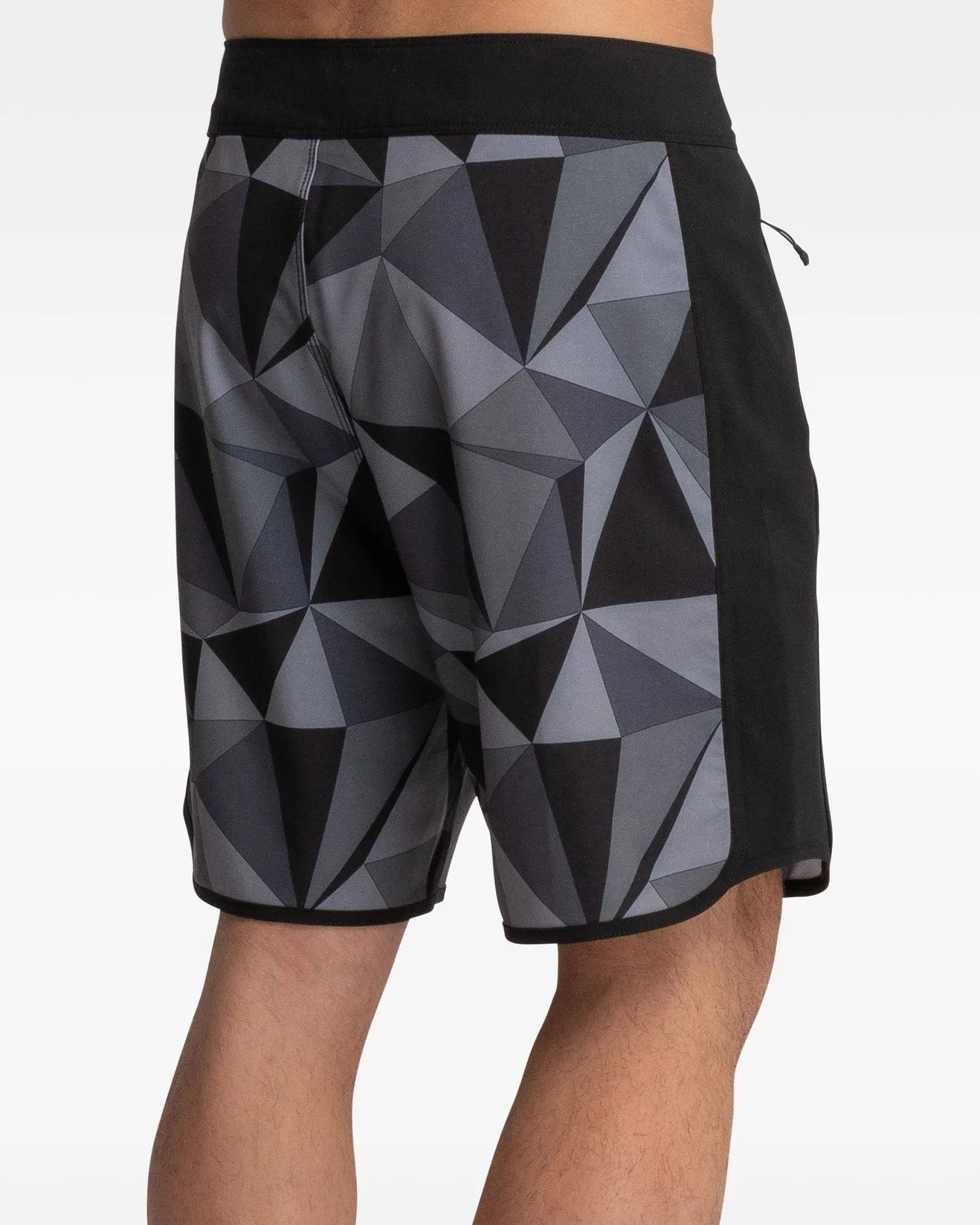 PHANTOM SWEEP GEO BOARDSHORT - BLACK