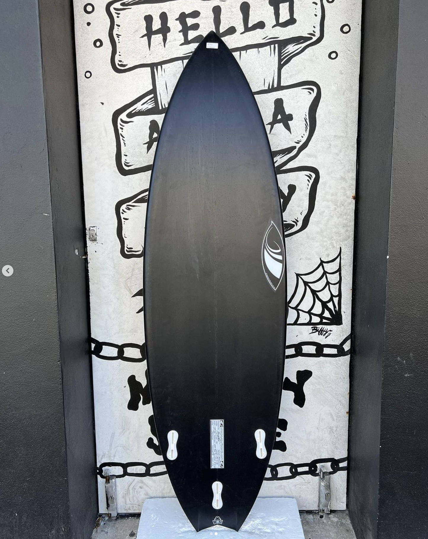 USED - 5'10 1/2 SHARPEYE HT 2.5