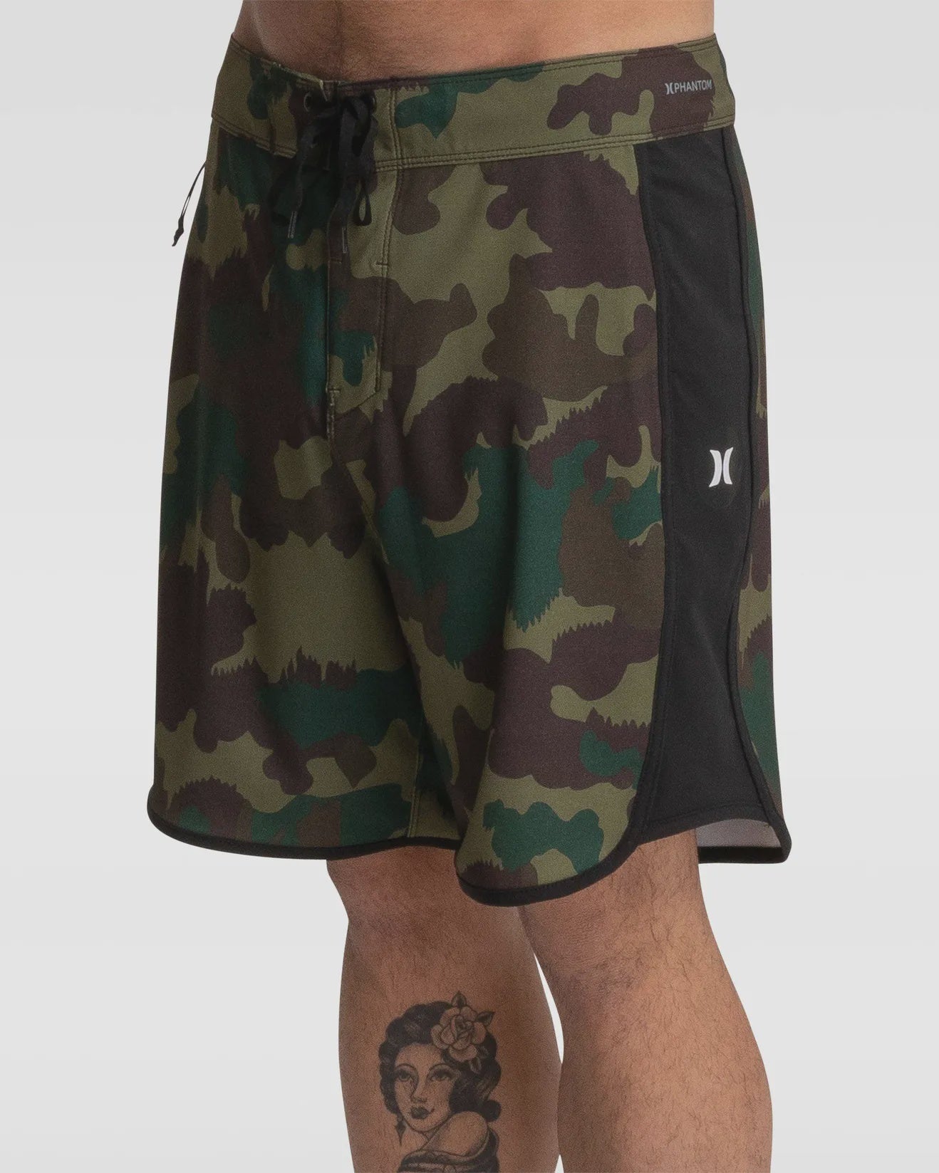 PHANTOM SWEEP CAMO BOARDSHORT