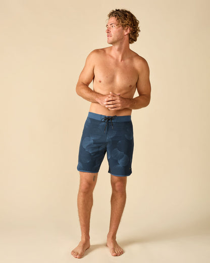 Outerknown All Time Scallop 18" Trunk - Big Dipper Fan Print