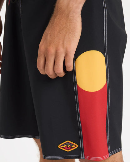 Billabong Otis DBah Pro 19" Boardshort - Black