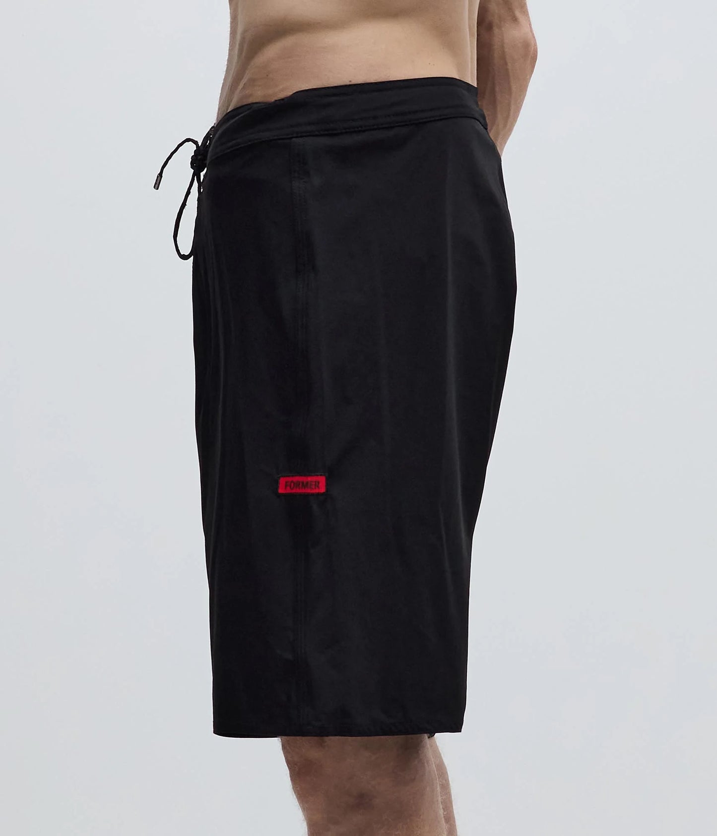 Former Crux 20" Trunk - Black