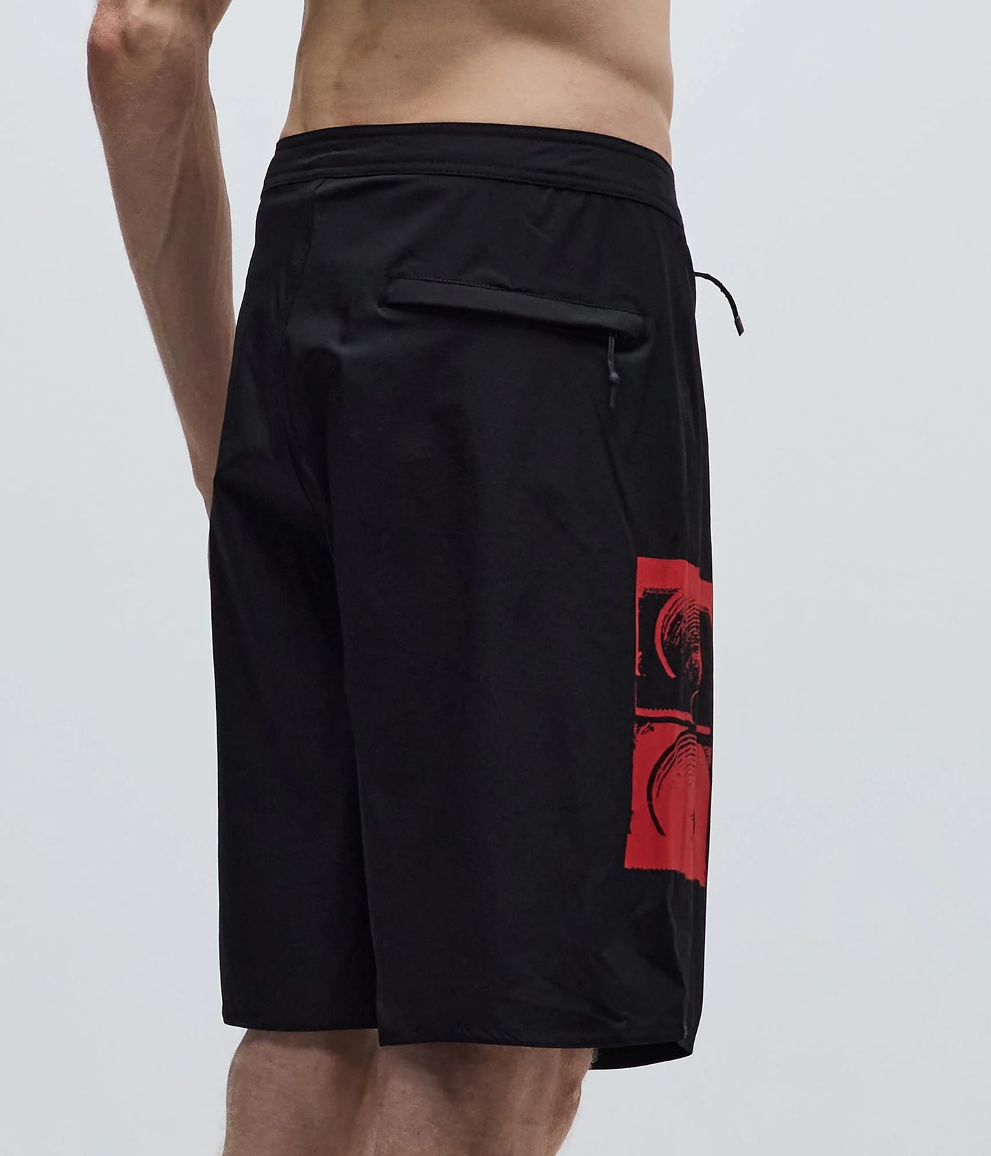 Former Crux 20" Trunk - Black