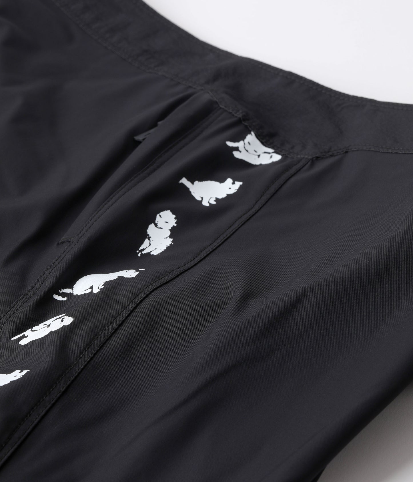 KITTY 19" CONTROLLER TRUNK - BLACK