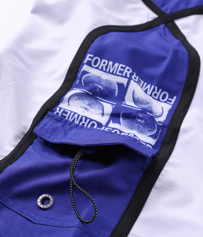 Chun 21" Trunk - White Blue