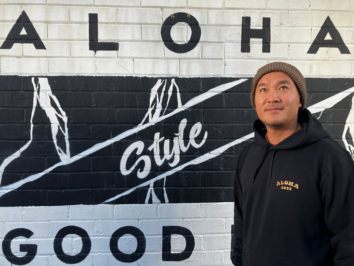 ALOHA SHOP HOODIES
