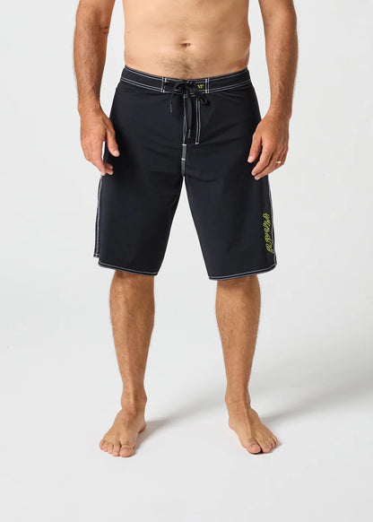 Rivvia Frequency 21" Oval Graf Trunk - Black/Yellow
