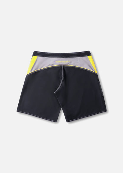 Rivvia Frequency 21" Oval Graf Trunk - Black/Yellow