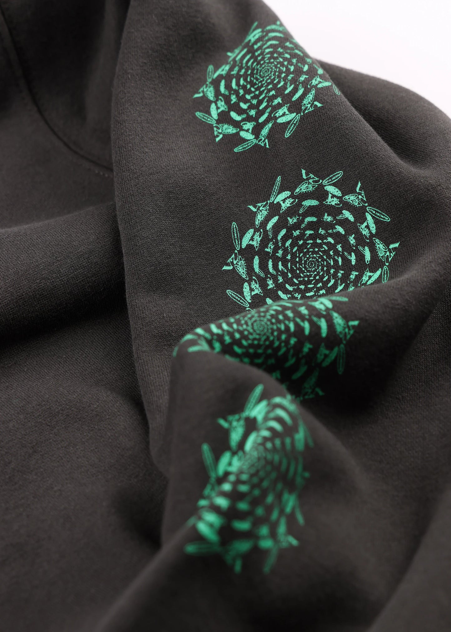 Rivvia Dimension Hood - Pigment Black