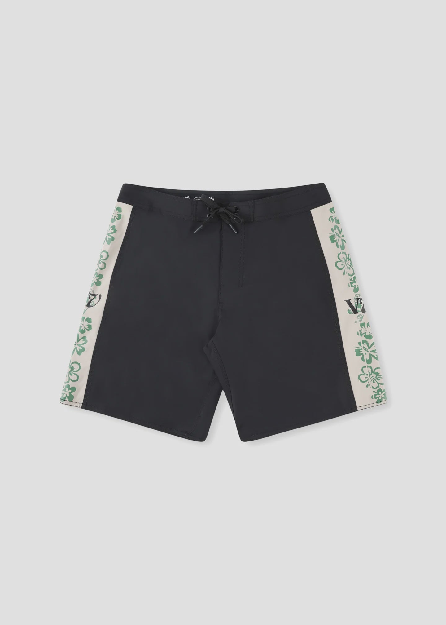 Disclosure 19" Wallflower Trunk - Black/Bone