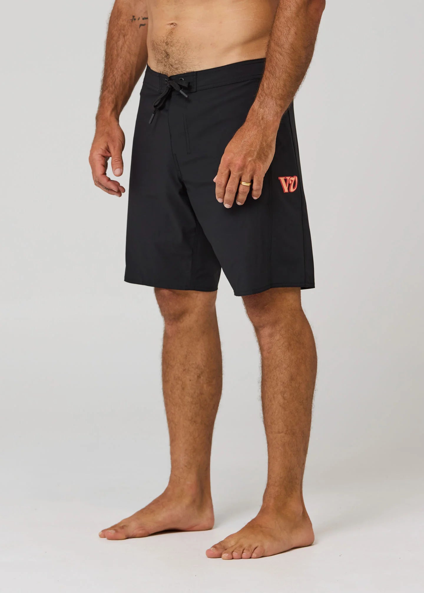 Rivvia Disclosure 19" Prosperity Trunk - Black
