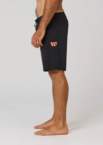Rivvia Disclosure 19" Prosperity Trunk - Black
