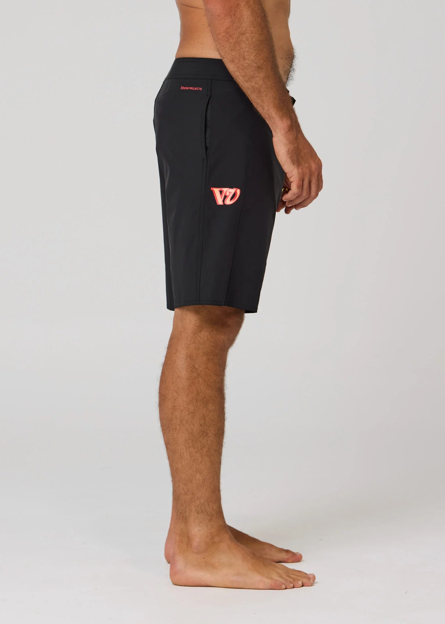 Rivvia Disclosure 19" Prosperity Trunk - Black