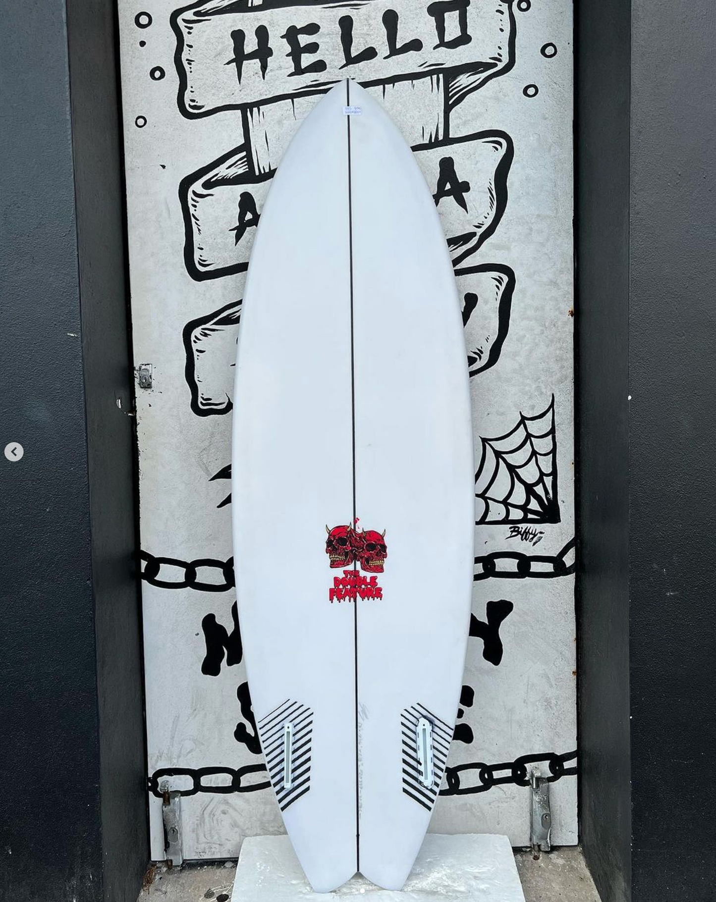 USED - 5'8 DOUBLE FEATURE (31.5L)