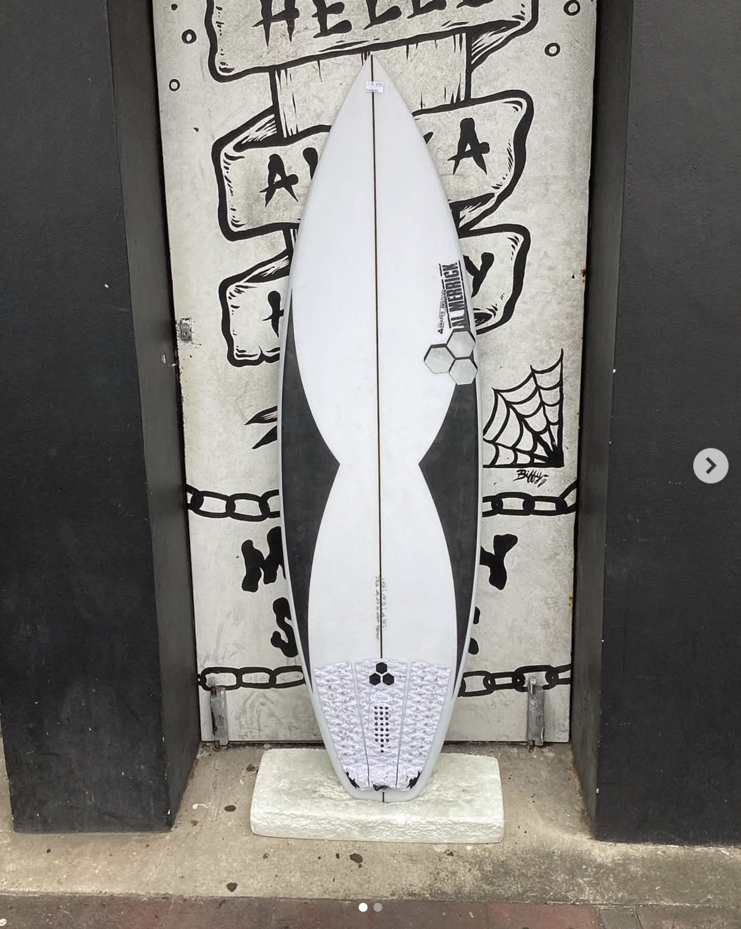 USED - 5'8 DUMPSTER DIVER 2 (29.3L)