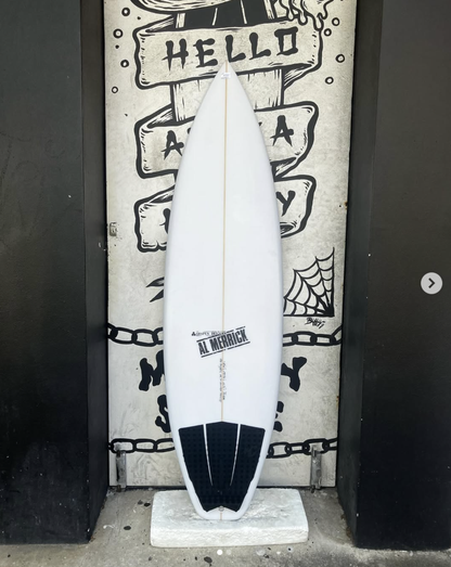 USED - 5'10 OG FLYER (30.2L)