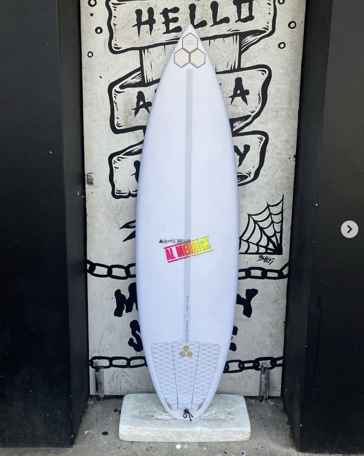 USED - 5'11 OG FLYER (32L)