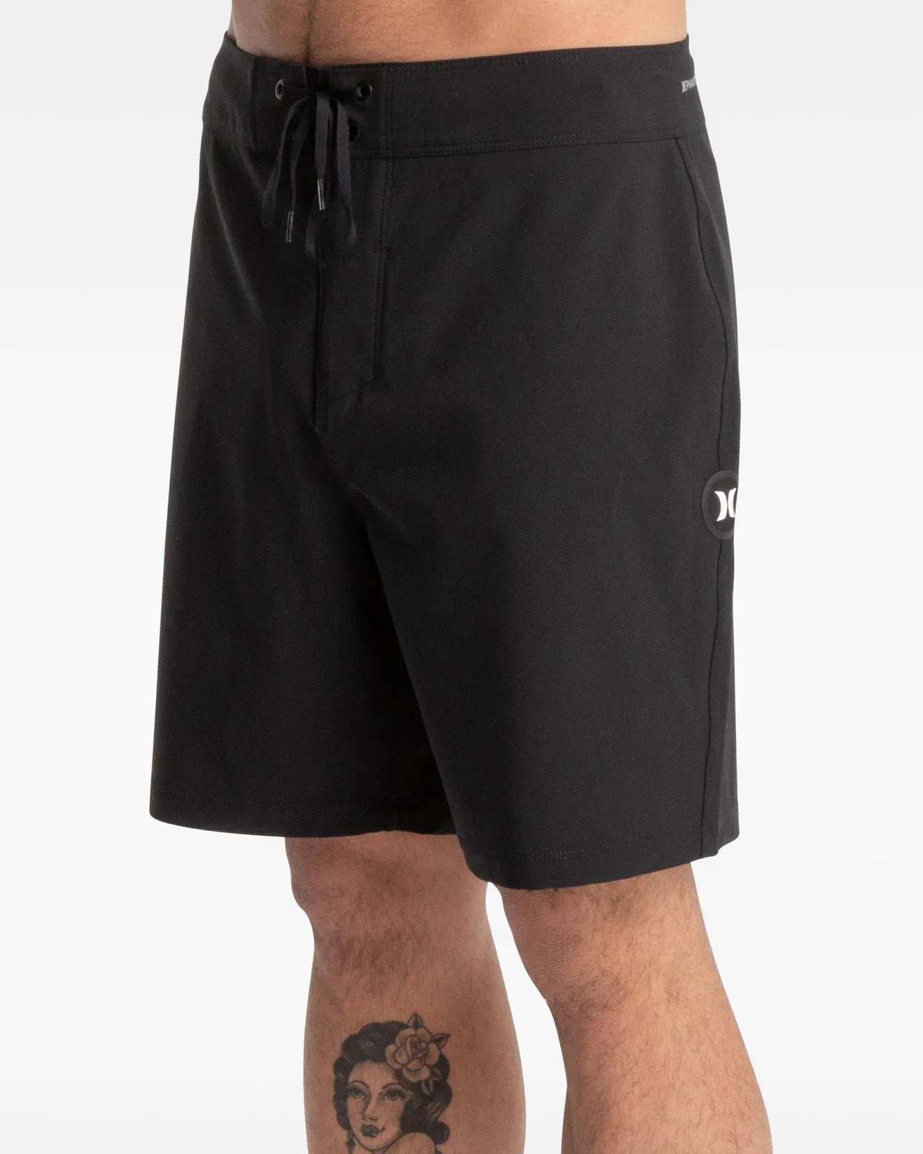 PHANTOM STAPLE BOARDSHORT - BLACK